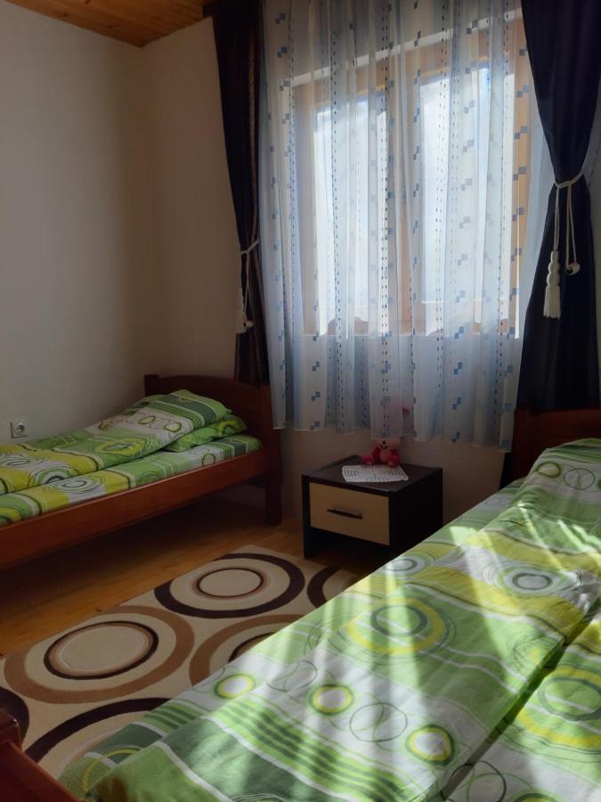 Apartments Andriyana Жабляк Экстерьер фото